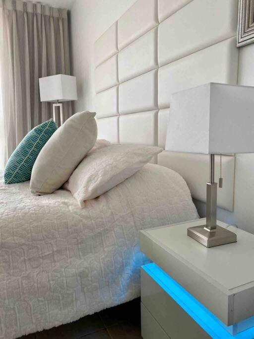 Alojamiento Con Balcon Hacia La Playa 115 Miami Beach Zewnętrze zdjęcie